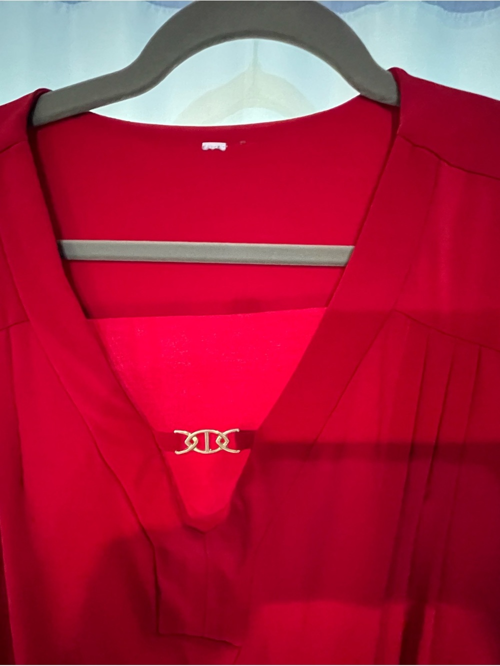 Women’s Red Plus Size 2X-3X Tunic Blouse, Gold Accent Keyhole, Pleated Shoulders